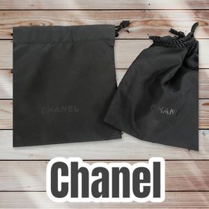 💯AUTHENTIC LIKE NEW SET OF 2 CHANEL DRAWSTRING STORAGE/JEWELRY BAGS 💯